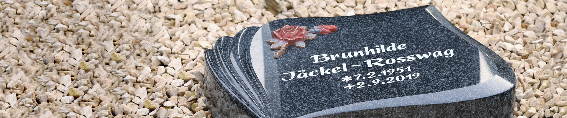 Grabkissen auf Edelschotter